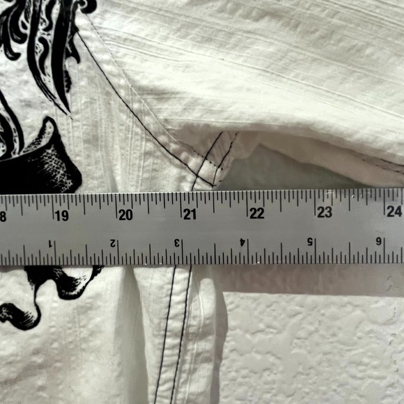 Raw State Shirt Mens Large White Graphic Renegade Goth Fleur de Lis Wings Cross - Picture 14 of 15